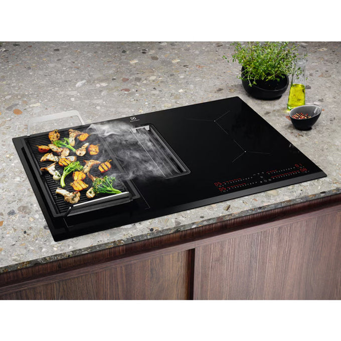 Electrolux 80cm Induction Extractor Hob LCC83443 - Image 4