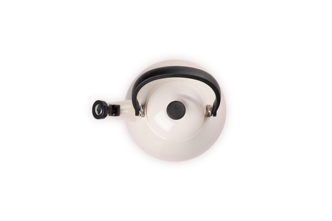 Le Creuset Kone Kettle 1.6L in Shell Pink – stylish enamel kettle, durable, from Keans Claremorris