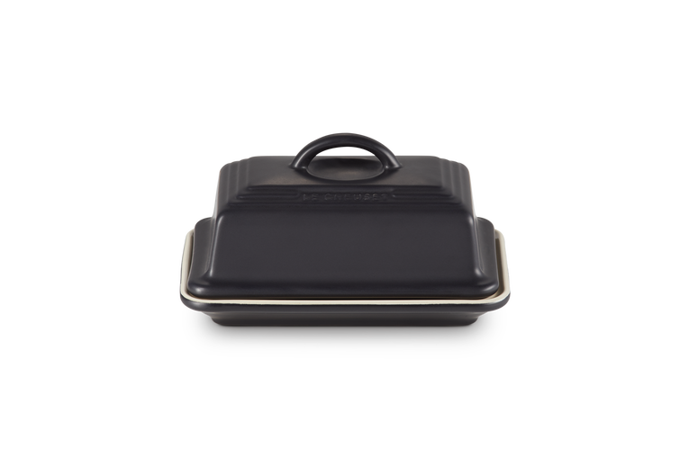 Le Creuset Satin Black stoneware butter dish, thermoresistant, scratch-resistant glaze, dishwasher safe – Keans Claremorris