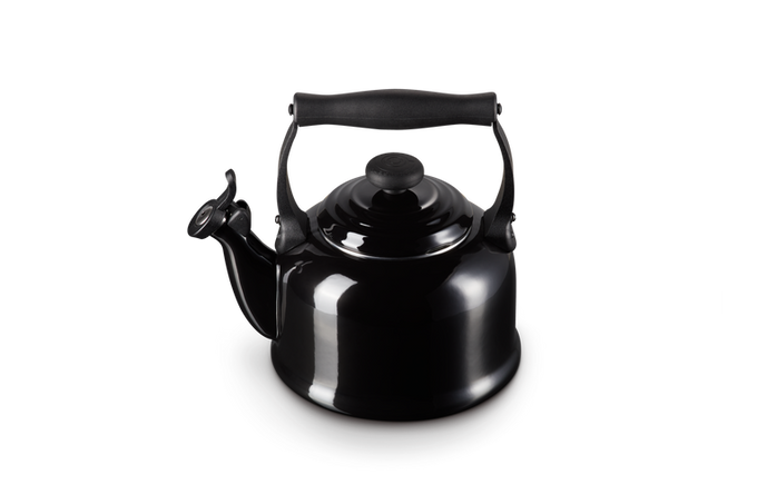 Le Creuset Traditional 2L Kettle in Black Onyx – Durable Cast Iron, Stylish Design | Available at Keans Claremorris