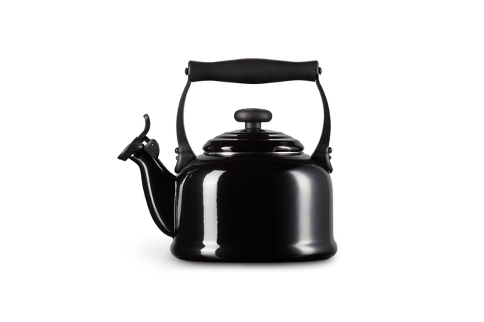 Le Creuset Traditional 2L Kettle in Black Onyx – Durable, Stylish Tea Kettle | Available at Keans Claremorris