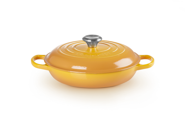 Le Creuset 26cm Nectar shallow cast iron casserole, enamelled, oven-safe, heat-resistant knob, Keans Claremorris.
