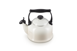 Le Creuset 2.1L Meringue stovetop kettle, enamelled carbon steel, whistle alert, ergonomic handle – Keans Claremorris.
