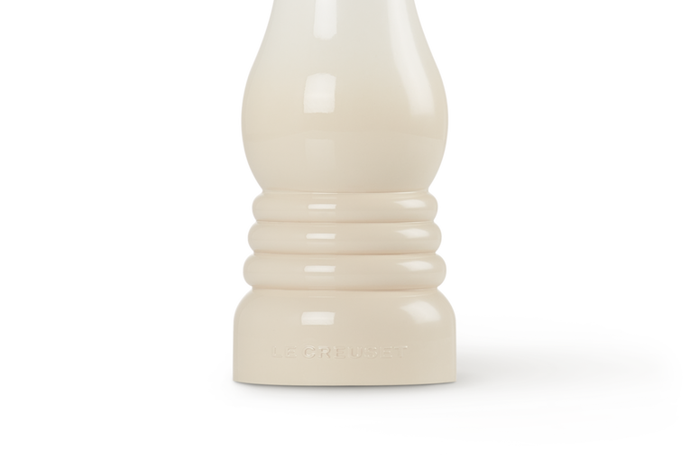 Le Creuset 21cm Meringue Pepper Mill, durable ceramic grinder, stylish kitchen tool – available at Keans Claremorris