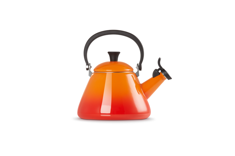 Le Creuset Kone Kettle 1.6L Volcanic red enamel, durable stovetop kettle – available at Keans Claremorris.