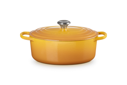 Le Creuset Oval Casserole 27cm in Nectar, enamelled cast iron, oven to table, heat-resistant knob, Keans Claremorris.