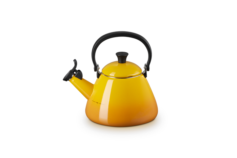 Le Creuset Kone Kettle 1.6L Nectar, enamelled carbon steel, foldable handle, whistle, vibrant color – Keans Claremorris