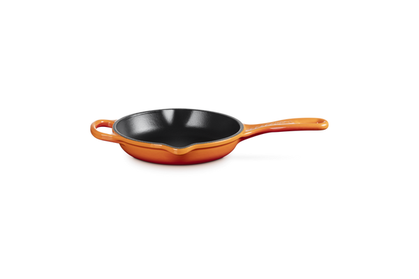 Le Creuset 23cm Signature Round Skillet Volcanic Keans Claremorris