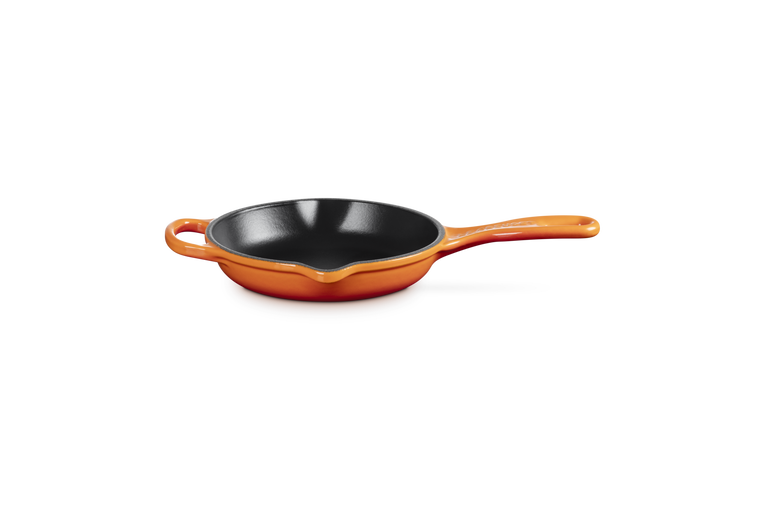 Le Creuset 23cm Signature Round Skillet Volcanic Keans Claremorris