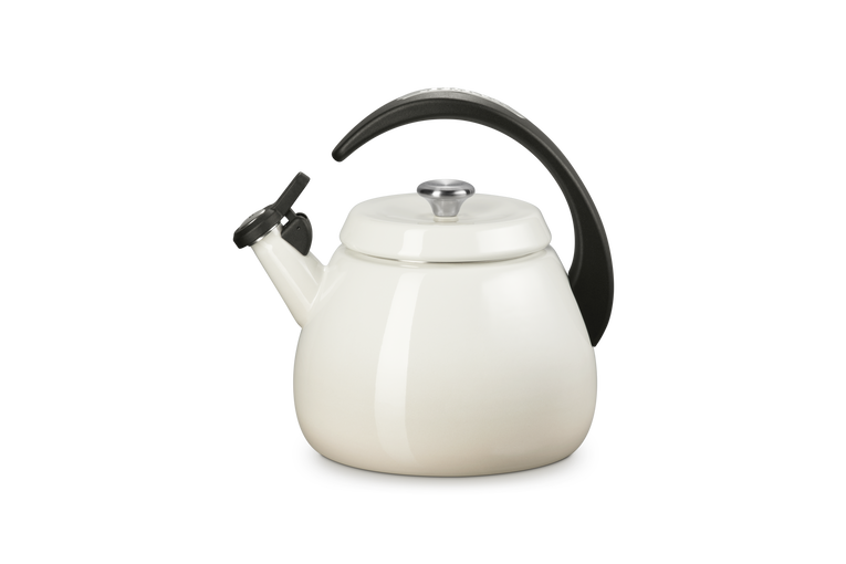 Le Creuset Cloche Kettle 2.1L Meringue Keans Claremorris