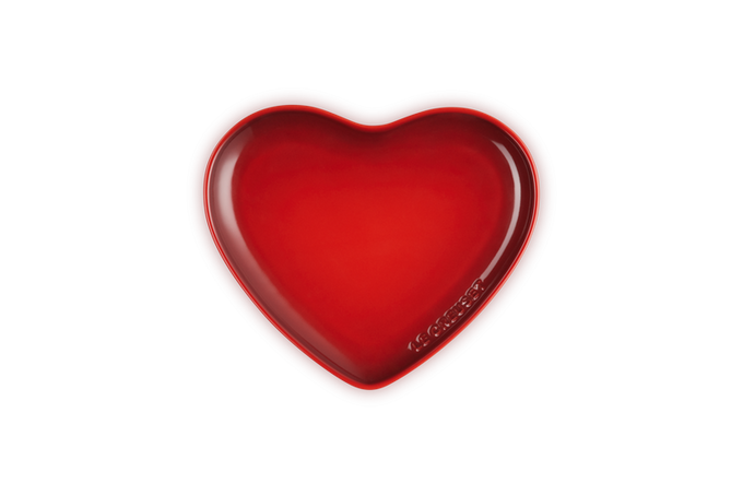 Le Creuset 22cm Cerise heart-shaped stoneware plate, scratch-resistant, dishwasher safe, oven and microwave safe - Keans