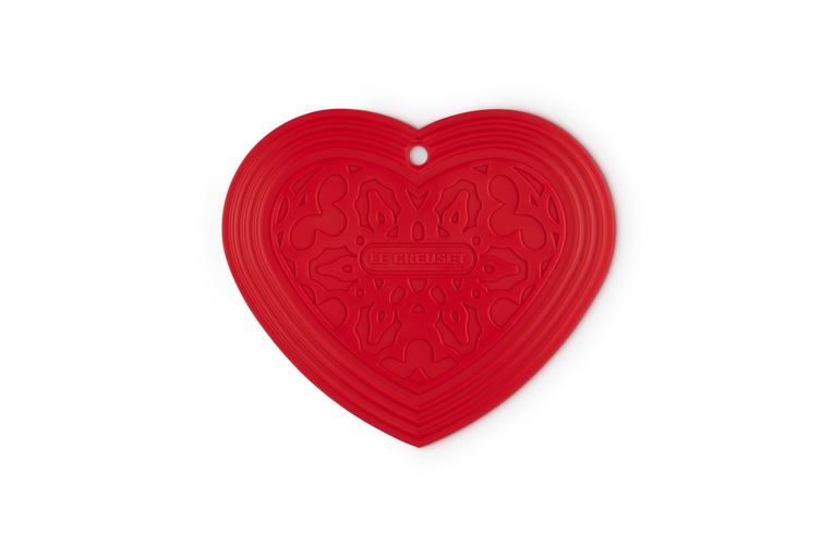 Le Creuset heart-shaped silicone trivet, heat-resistant up to 250°C, dishwasher safe, perfect for hot pots – Keans
