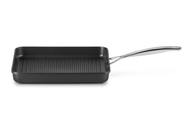 Le Creuset Toughned Non Stick Ribbed Square Grill 28cm Keans Claremorris