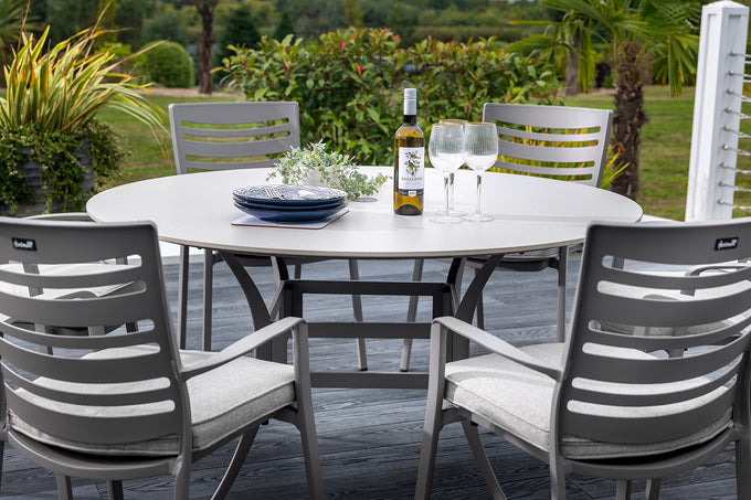 Lyra 6 Seat Round Outdoor Dining Set with Parasol - Image 4