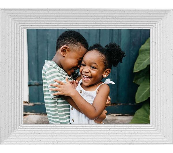 AURA Mason 9" WiFi digital photo frame in White Quartz with Full HD display, app control, voice assistant, from Keans