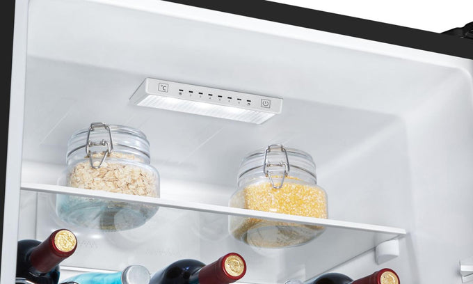 Hisense 59.5cm x 200.4cm Freestanding No Frost Fridge Freezer Water Dispenser 336L Black | RB435N4WFE - Image 5