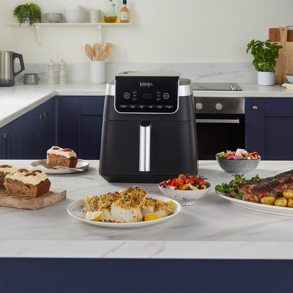 Ninja Air Fryer MAX PRO 6.2L AF180UK, large capacity, rapid air technology, available at Keans Claremorris