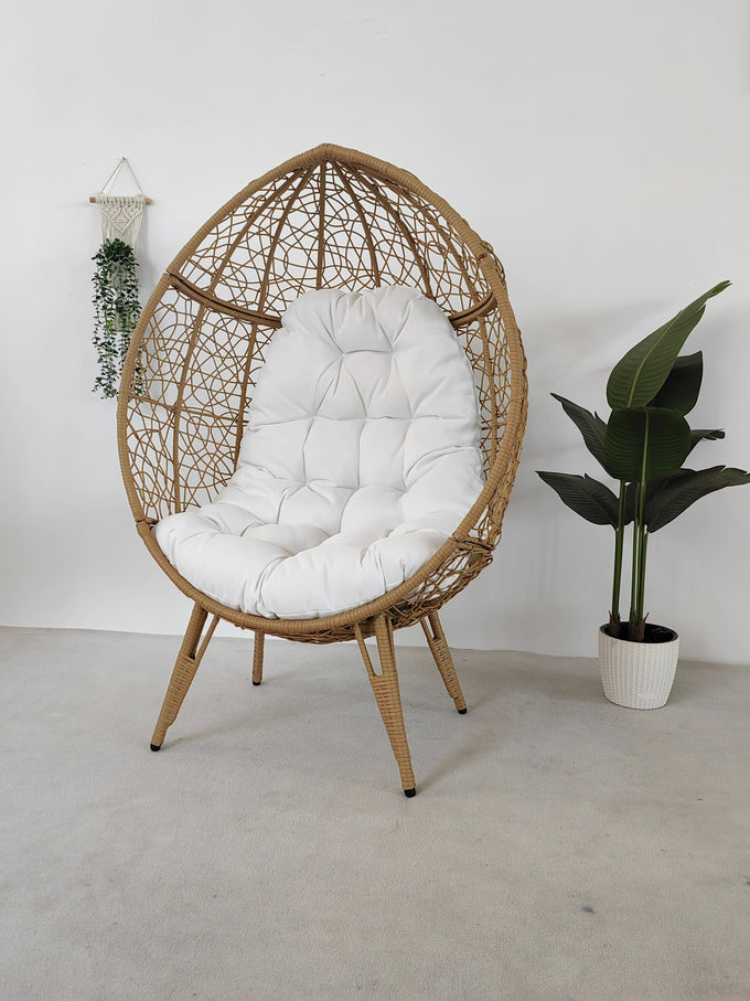 Pod Chair Natural - Rattan retro design with padded fire-retardant cushion, indoor/outdoor use, easy assembly | Keans