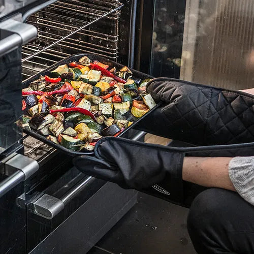 Stellar Bakeware Baking Tray 45x30x3cmx non stick - Image 3