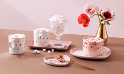 Le Creuset Set 2 Heart Detail Mugs White 350ml