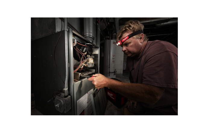 Milwaukee HL-SF LED Spot Flood Headlamp 450lm - Image 5