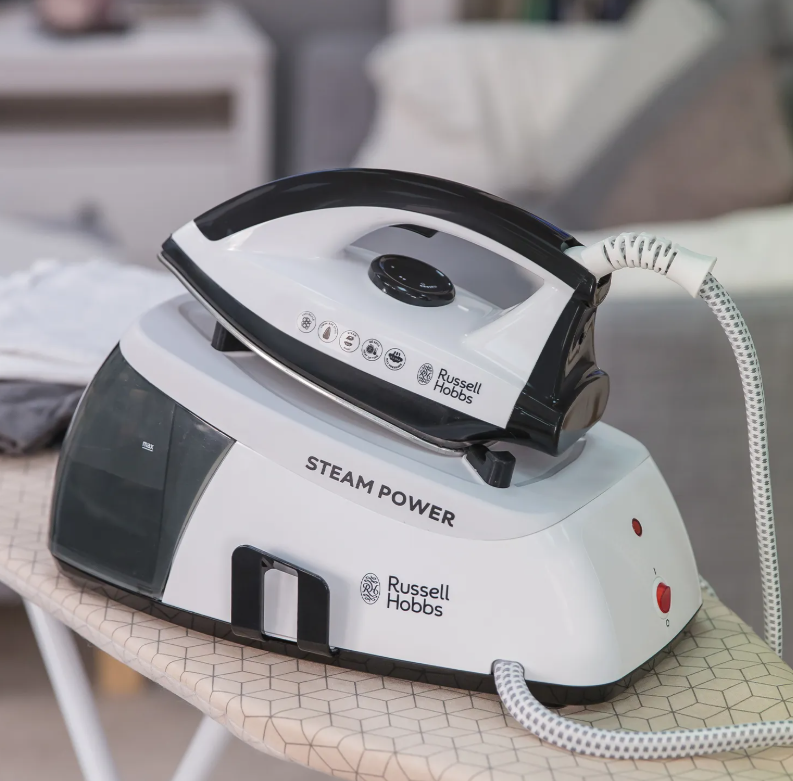 Russell Hobbs Steam Generator Iron | 24420 - Image 7