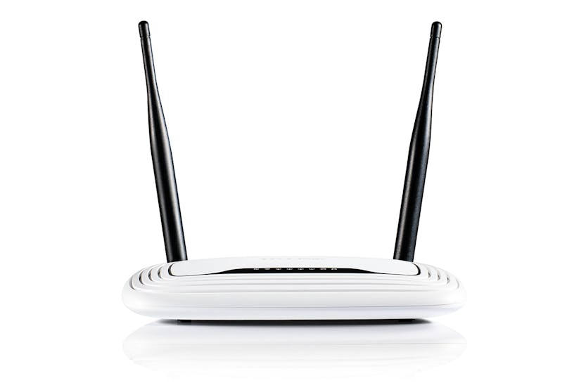 TP-Link 300Mbps Wireless N Router with high-speed WiFi, reliable connection – available at Keans Claremorris store.