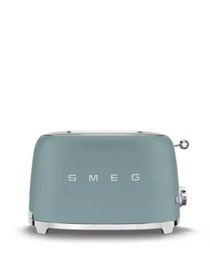 Smeg 50’s Retro Style 2 Slice Toaster in emerald green, front view with chrome lever and controls.