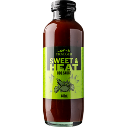 Traeger Sweet & Heat BBQ Sauce 440ml glass bottle, sweet molasses & apricot with spicy kick, perfect for beef – Kean’s