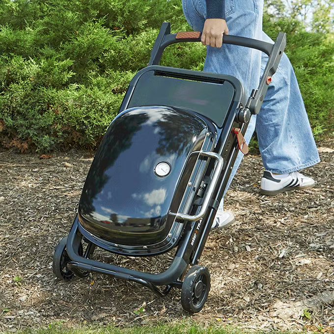 Weber Traveler Compact Portable Gas Barbecue - Image 3