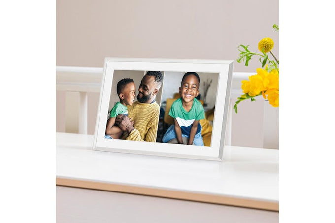 Aura Uka900-mwht Wi-Fi Connected Carver Mat Clay Digital Photo Frame – sleek design, smart display | Keans Claremorris