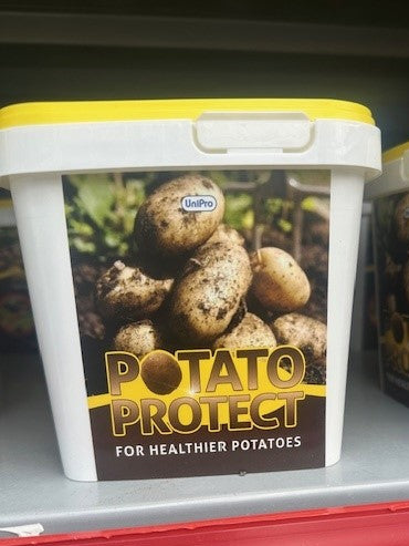 Unipro Potato Protect covering 200 mature plants, apply weekly for potato care – available at Keans Claremorris