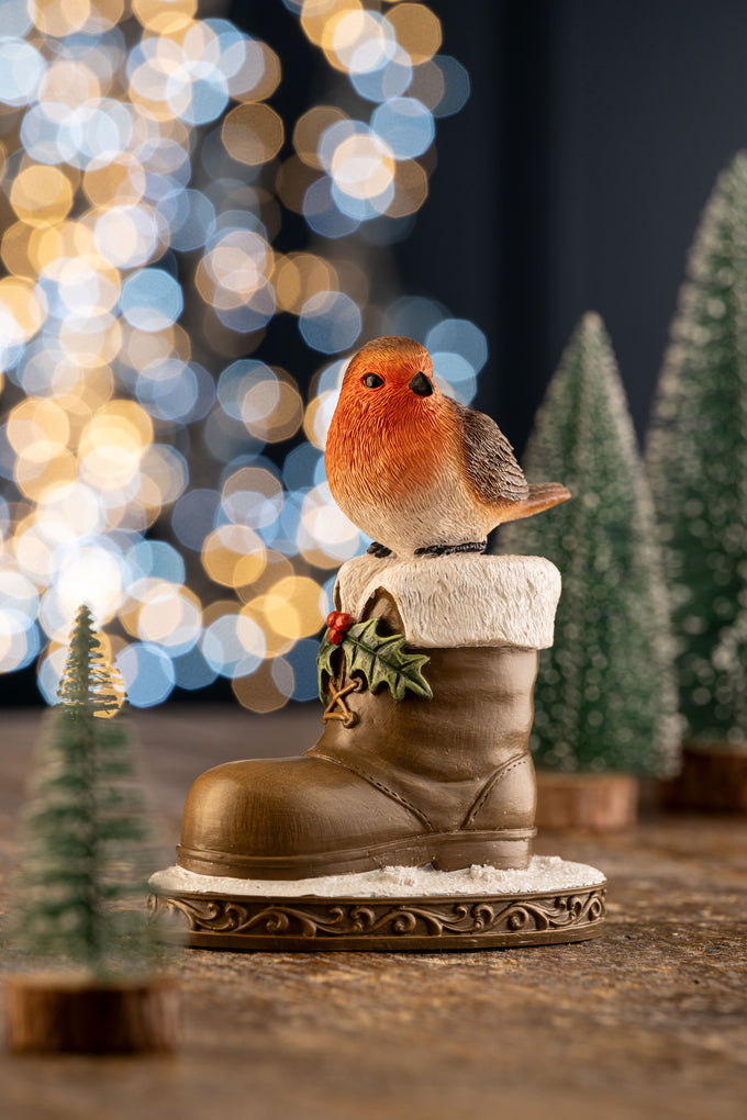 Christmas Robin & Boot Figurine - Image 1