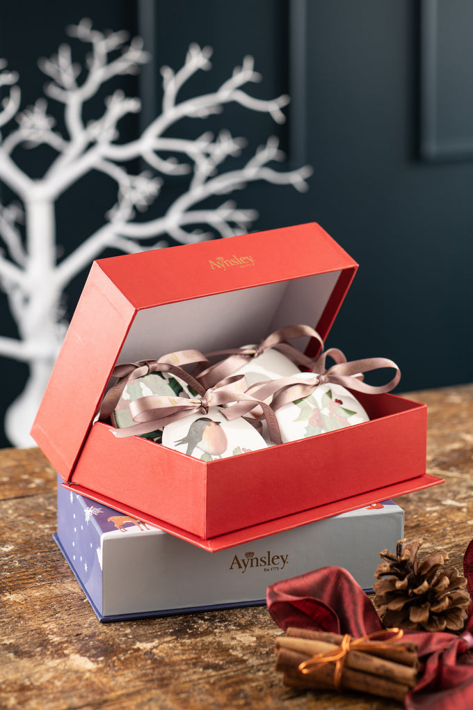 Christmas Robins & Holly Flat Ornaments 4 piece - Image 1