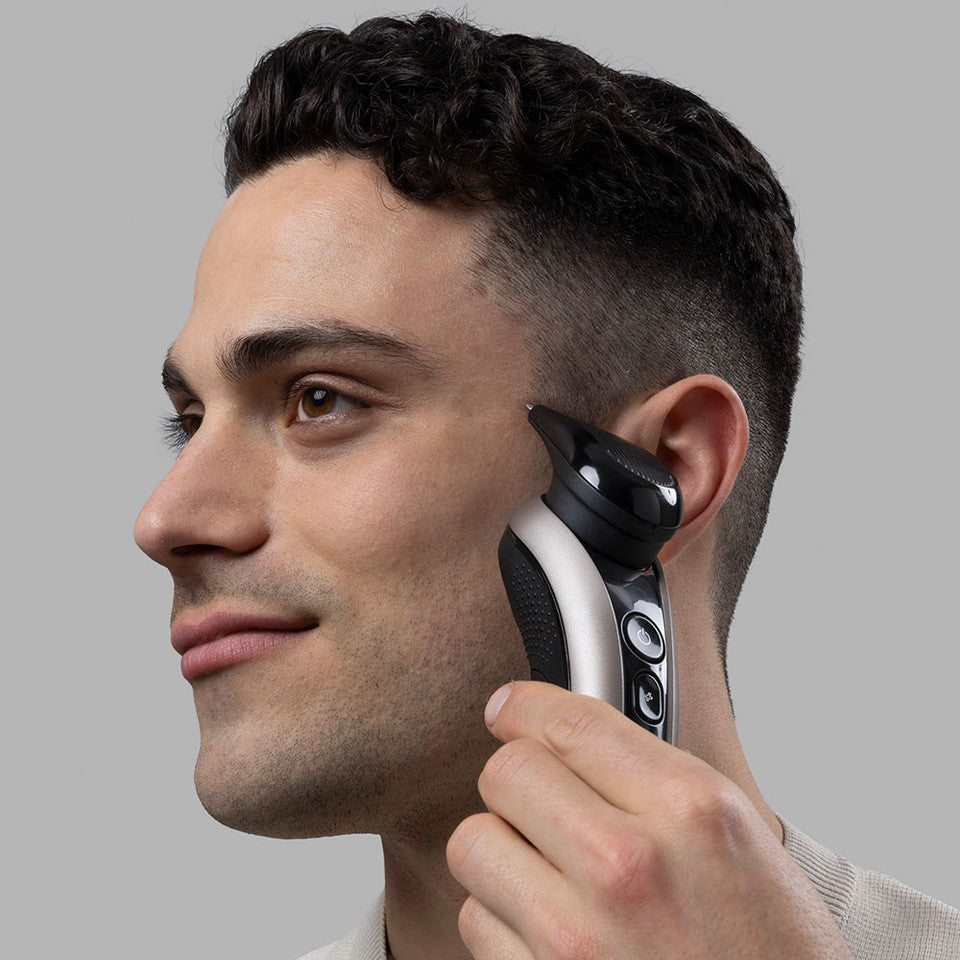 Remington Cordless Shaver X7 with ergonomic design, powerful performance – available at Keans Claremorris.