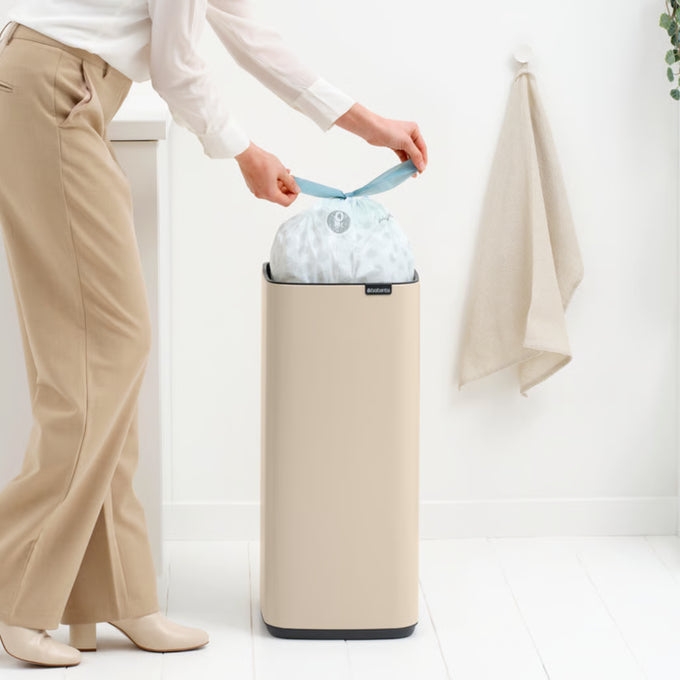 Brabantia BO Touch Bin 30Ltr Square Soft Beige - Image 3