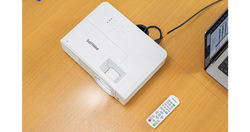 Philips Propix 650 Projector – 4000 Lumens, 800P| PRX650/INT