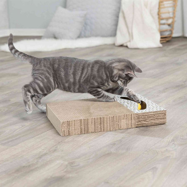 Scratching cardboard with catnip and 2 toy balls for cats, sturdy corrugated design, 38x5x30cm – Keans Claremorris.