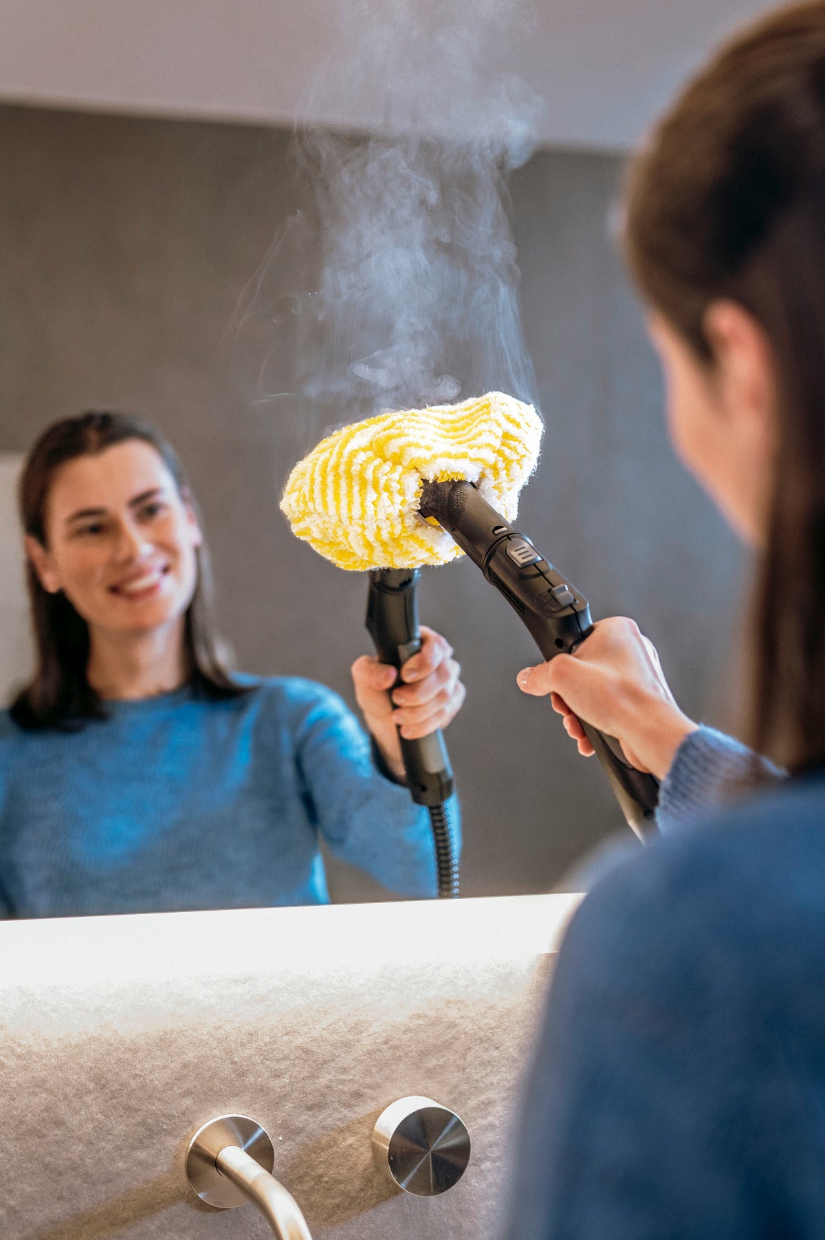 Karcher SC5 EasyFix White steam cleaner with EasyFix system, powerful cleaning – available at Keans Claremorris