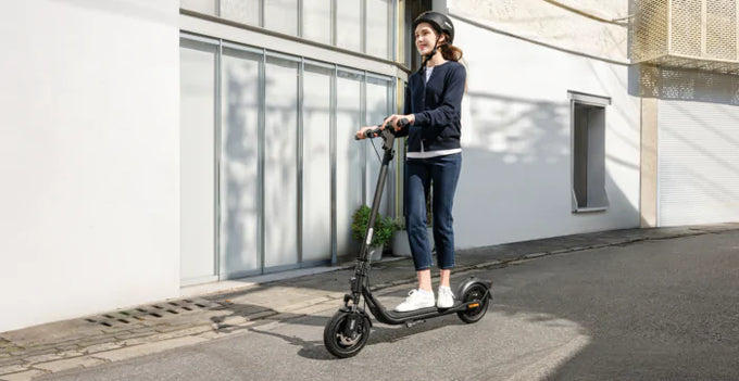 Segway Ninebot Electric Scooter F2 D II Black 55km Range - Image 13