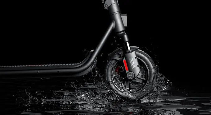Segway Ninebot Electric Scooter F2 D II Black 55km Range - Image 9