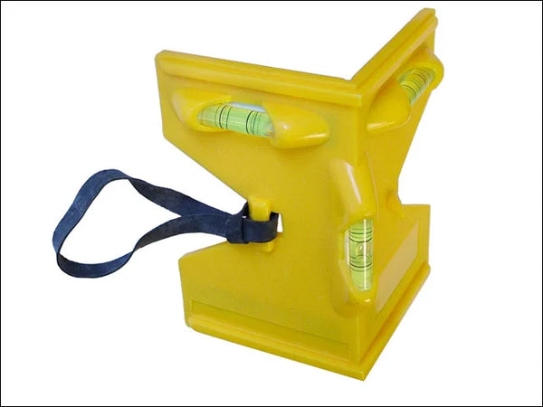 Faithfull Post & Pipe Level with magnetic base, elastic strap, 3 vials, ±1.75mm/m accuracy, available at Kean’s Claremorris
