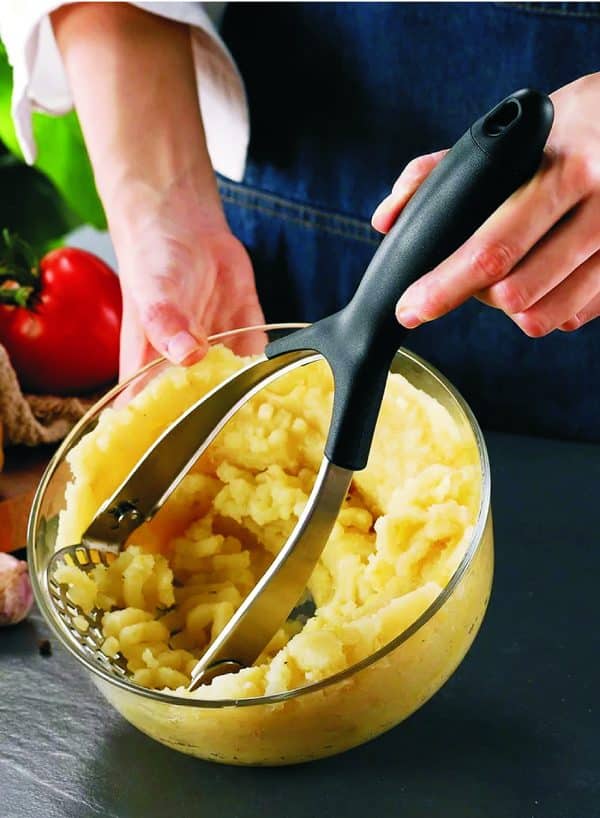 Folding Masher for easy storage and efficient mashing – compact kitchen tool by Keans Claremorris.