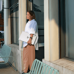 HP Envy x360 16" 2-in-1 Laptop AI technology AMD Ryzen™ 7 16 GB RAM 1TB SSD | 16-ad0000na