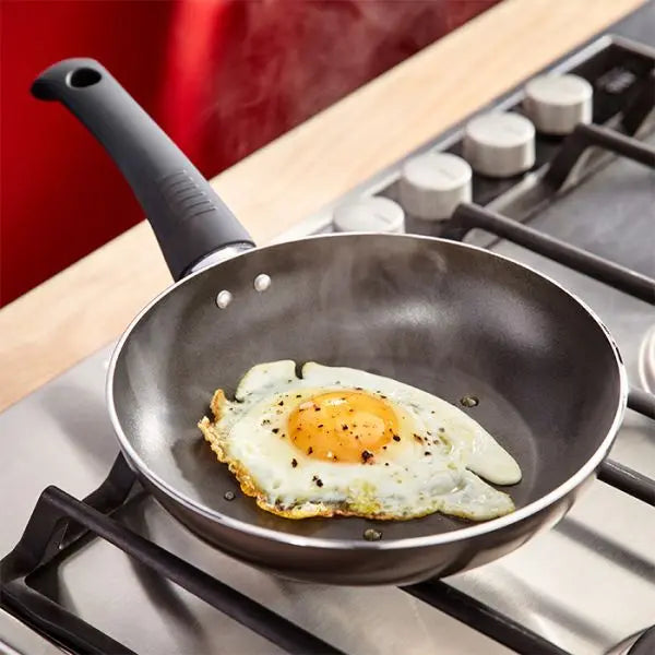 Judge Everyday 4-Cup Egg Poacher 20cm - Image 3