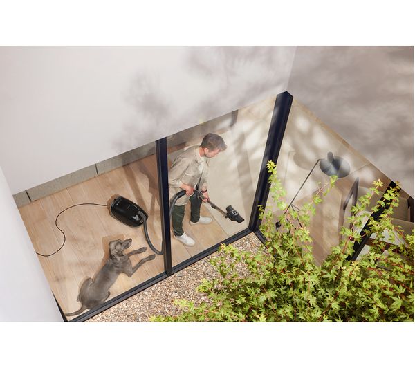 MIELE Guard M1 Cat & Dog Cylinder Vacuum Cleaner Black with Bagged System - Keans Claremorris