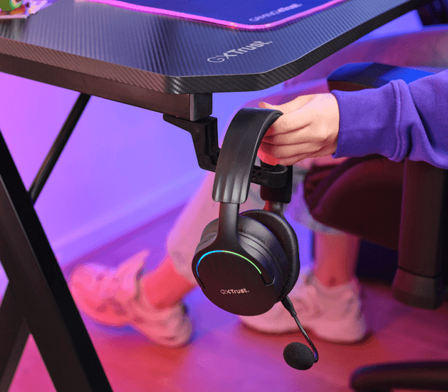 Trust GXT 700 Omnius Gaming Desk | T25420 - Image 7