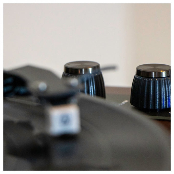 Lenco LS-470 All-in-one Turntable, Walnut - Image 10