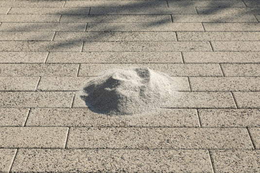 Dried Paving Sand 25Kg Bags - Image 2