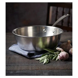 Stellar Eclipse 24cm Chef's Pan 2L, durable non-stick cookware, perfect for versatile cooking - Keans Claremorris